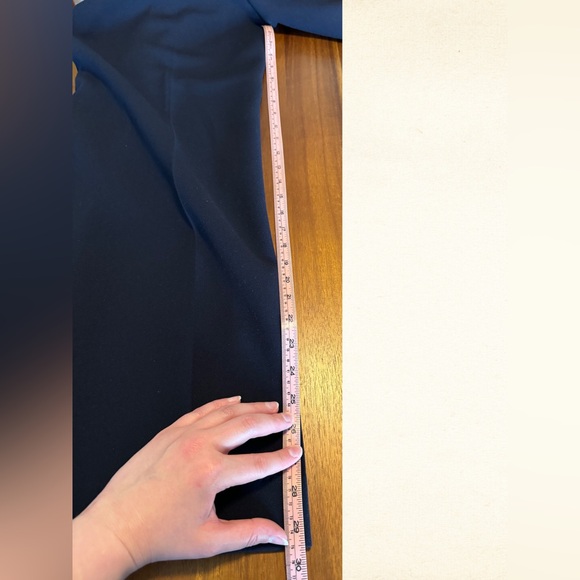 St. John Women’s Designer Luxury Navy Pull On Crepe Wide leg Pants - Size Large - Picture 5 of 14